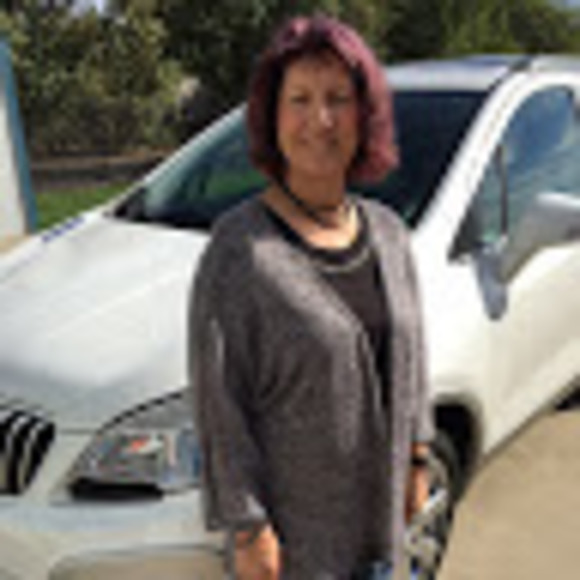 Meet your Posher, Sandra - Picture 1 of 1